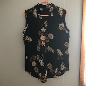 Floral v-neck tunic tank